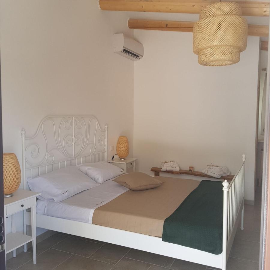 Tenuta Guarascio Cavallino di Lecce Exterior foto
